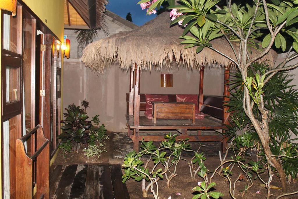 Gili Exotic Villa Gili Trawangan Exterior foto
