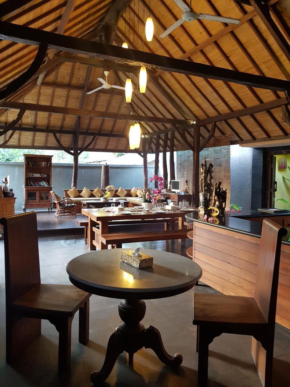 Gili Exotic Villa Gili Trawangan Exterior foto
